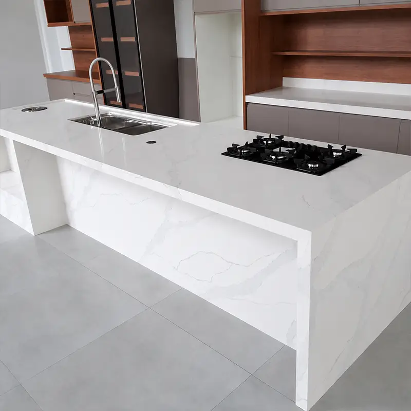 Projeto de cozinha em pedra natural com acabamento premium — NPA em Jundiaí/SP